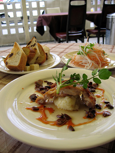 terreas_lunch.jpg