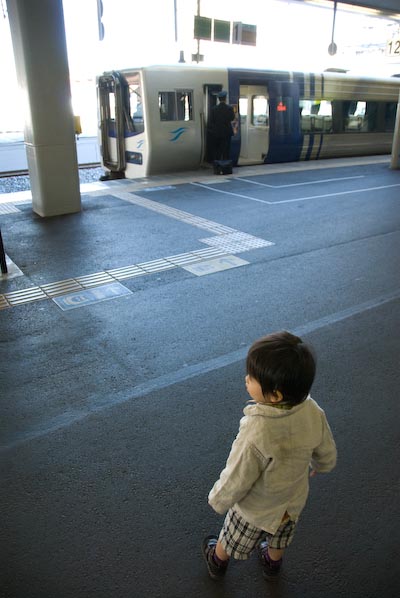 ressya110801.jpg